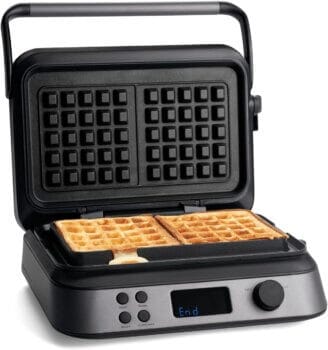 Wanda Waffle Iron 1600 W, Double Waffle Iron for Belgian Waffles, Practical Overflow Groove, Display to Show the Baking Colour